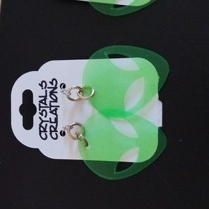 My daughter made these Alien 👽 earrings